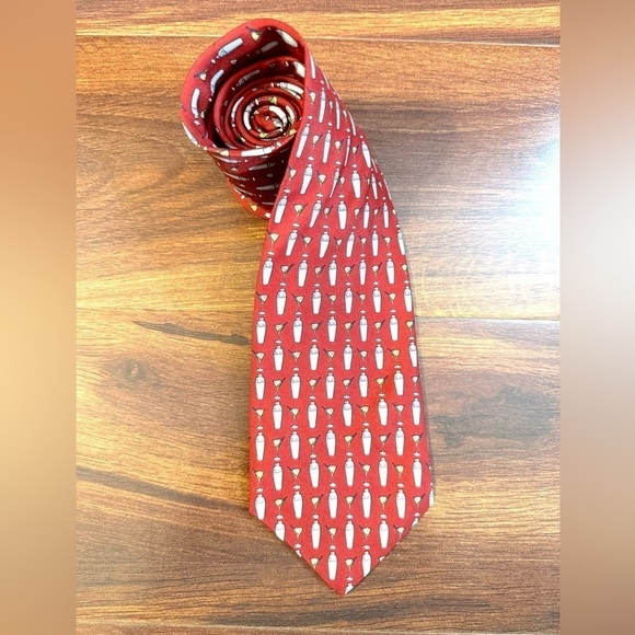 BROOKS BROTHERS Makers Pure Silk Red Party Print Necktie Made in USA - Picture 1 of 9
